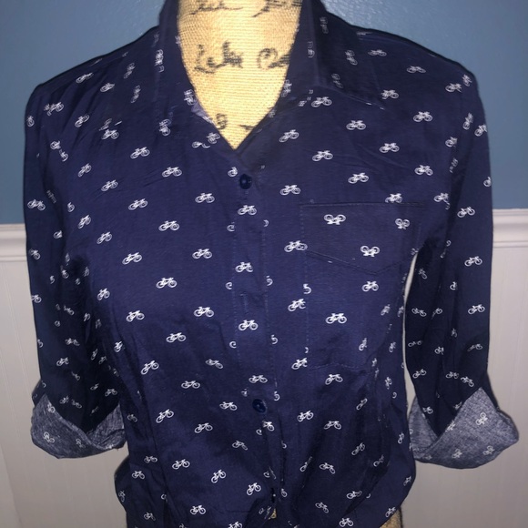 Brand new navy blue blouse - Picture 3 of 3